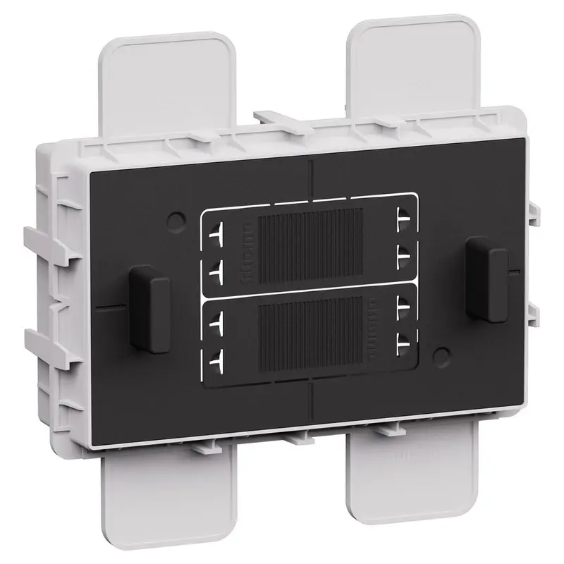 Accessori per installazione filomuro, completi di protezione Bticino PB504NNF