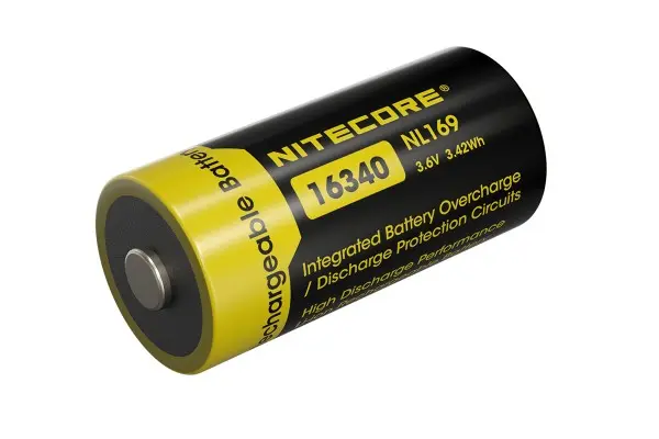 Nitecore Li-ion 16340 NL169 950 mAh CR123 ricaricabile