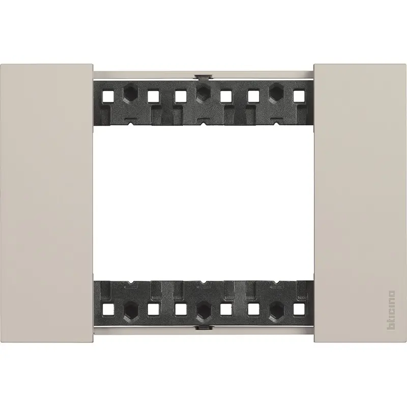 Placca Living Now 3 moduli - sabbia - materiale