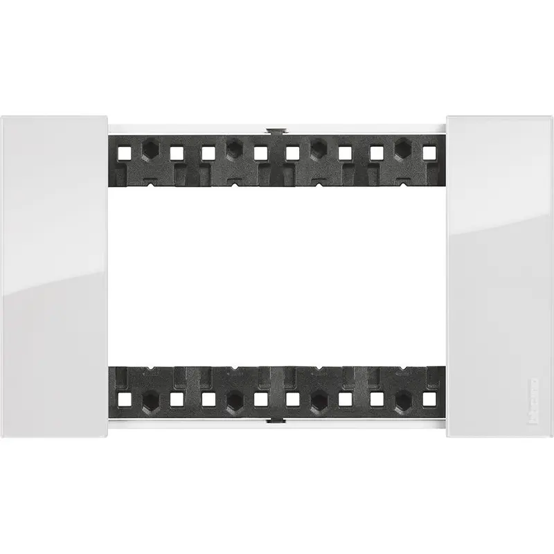 Placca Living Now 4 moduli - ghiaccio - materiale